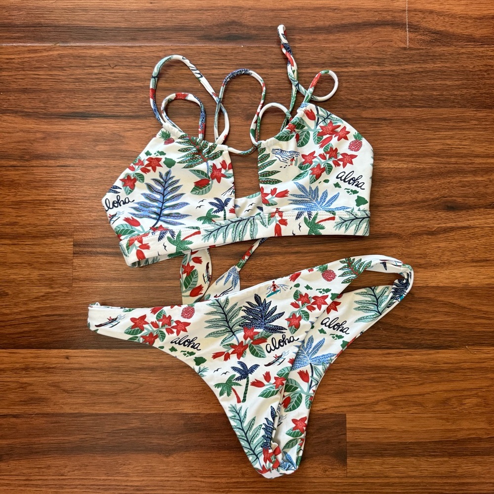 Benoa Aloha Set